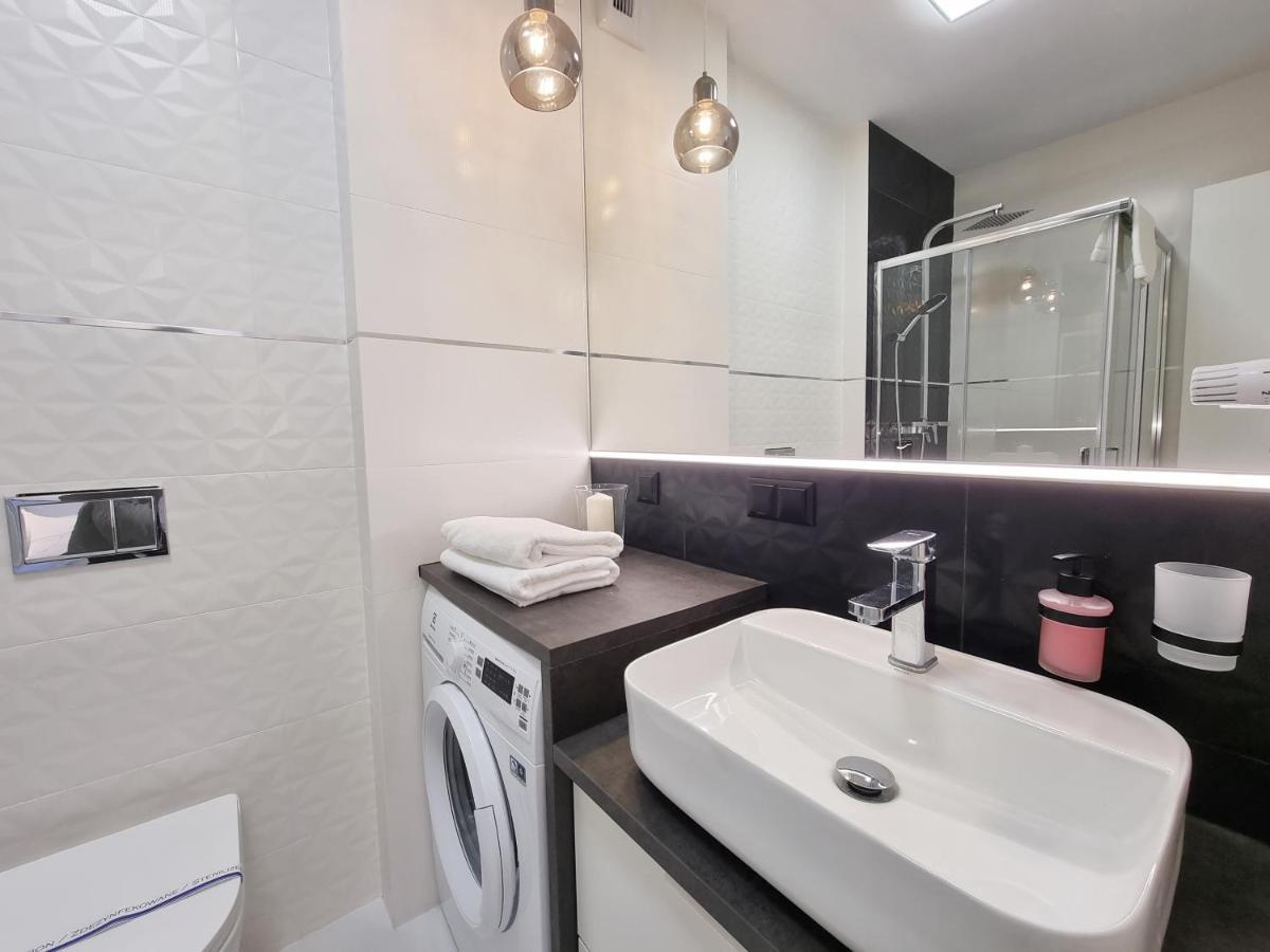Apartament Alabaster - Basen, Sauna, Jacuzzi, Silownia, Restauracja - 365Pam Kołobrzeg Kültér fotó